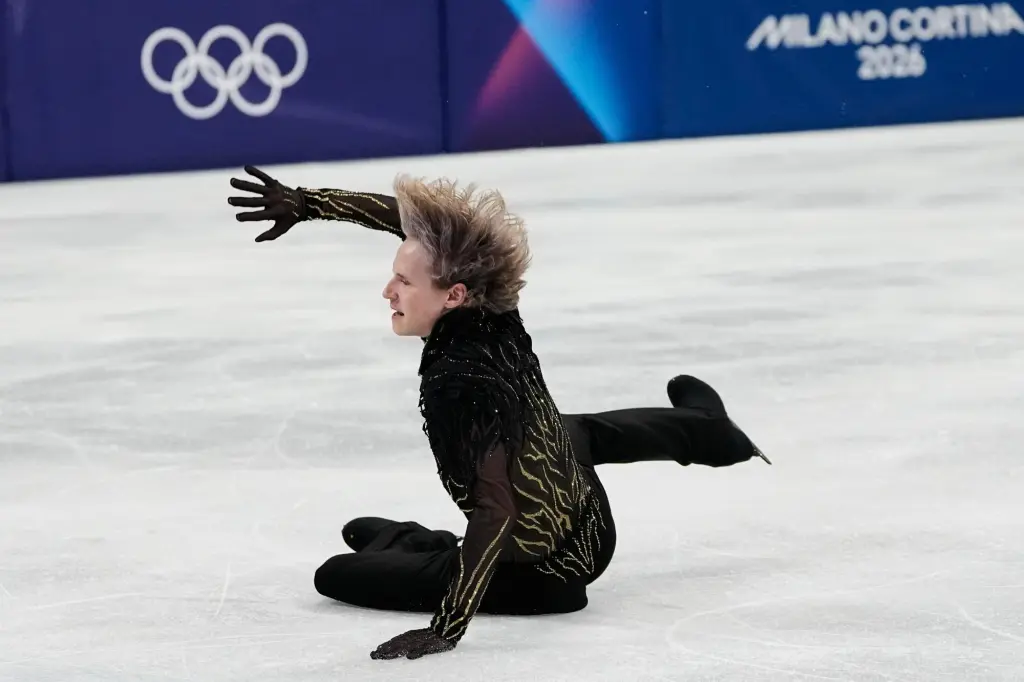 Olympic figure skaters offer health tips for weekend athletes. ‘Hard ice always wins’ Olympic figure skaters offer health tips for weekend athletes. 'Hard ice always wins'