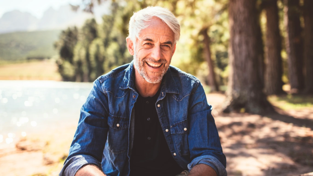 People who stay healthy for a long time almost always do these 10 things before 10 a.m.