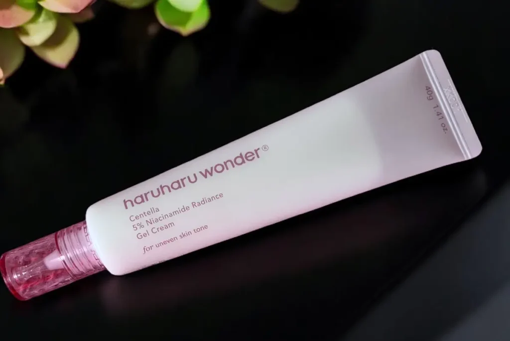 Haruharu Wonder Centella 5 Niacinamide Radiance Gel Cream.webp 1024x684